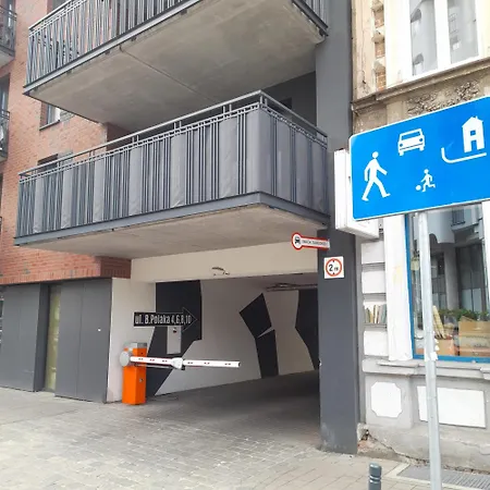 Apartment 100m2 Penthouse On Of The 1000mb/s, Airc.