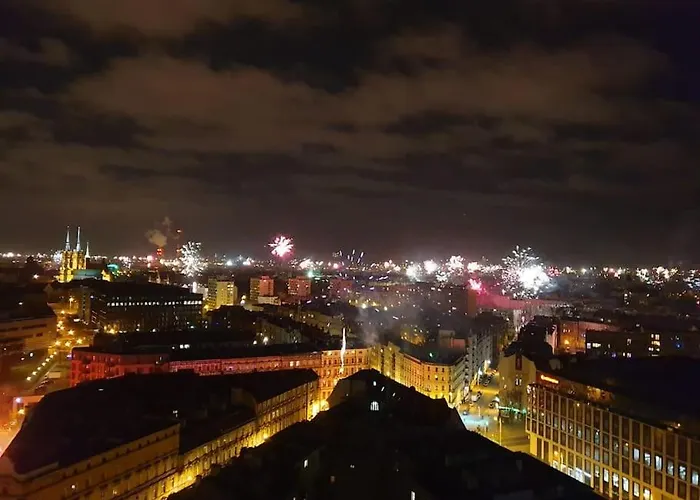 100m2 Penthouse On Of The 1000mb/s, Airc. Апартаменти Вроцлав