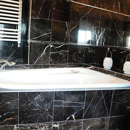 100m2 Penthouse On Of The 1000mb/s, Airc. Apartmán *