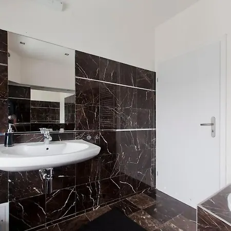 100m2 Penthouse On Of The 1000mb/s, Airc. Βρότσλαβ