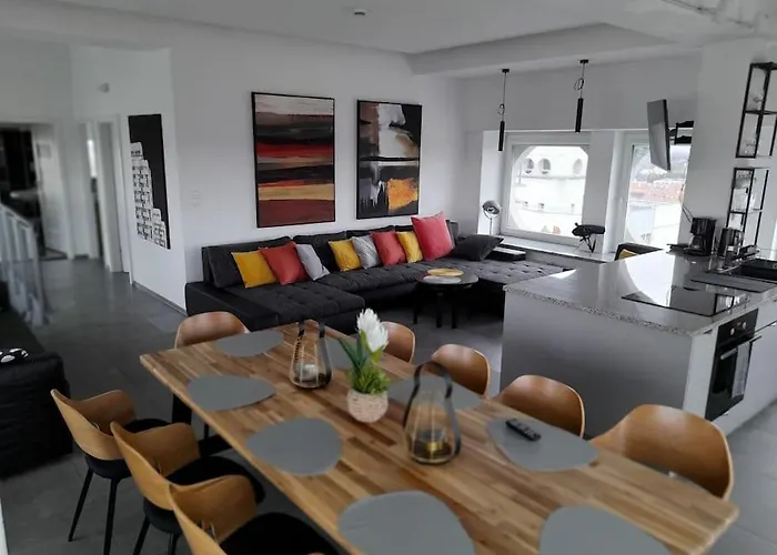 Apartmán 100m2 Penthouse On Of The 1000mb/s, Airc. Vratislav